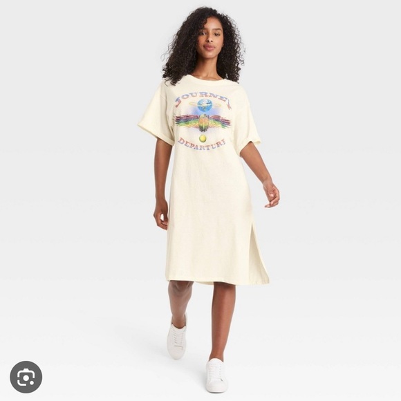 Target Dresses & Skirts - Target Journey graphic t-shirt dress | size L